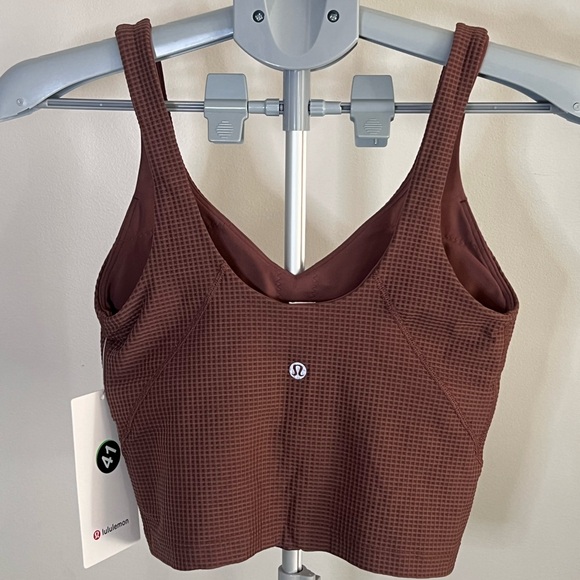 NWT Lululemon Scoop Neck Yoga Tank, Size 6 - Picture 3 of 3